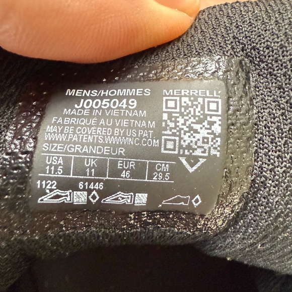 Merrell Men's Black Athletic Shoes - Picture 5 of 5